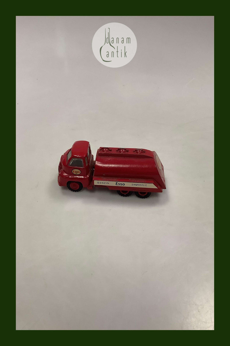 Roter Vilmer Bedford-Tankwagen von Esso aus den 1950er Jahren