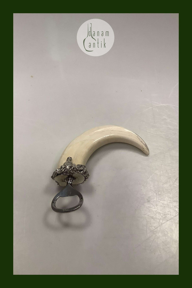 Flaske Oplukker med sølv top og Vildsvinetand som skaft