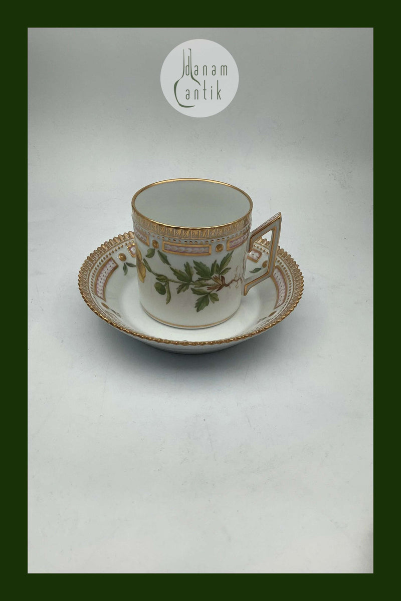 Royal Copenhagen Flora Danica Chokoladekop No 054 (3513)