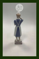Bing og Grøndahl Figur af Sygeplejerske No 2379