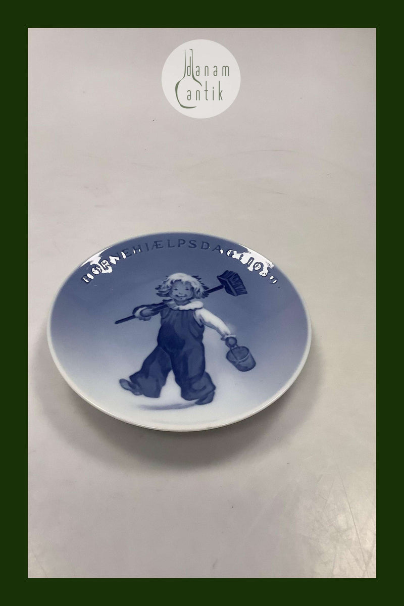 Royal Copenhagen Børnehjælpsdags Platte fra 1939