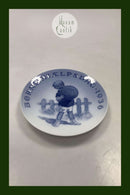 Royal Copenhagen Børnehjælpsdags Platte fra 1936