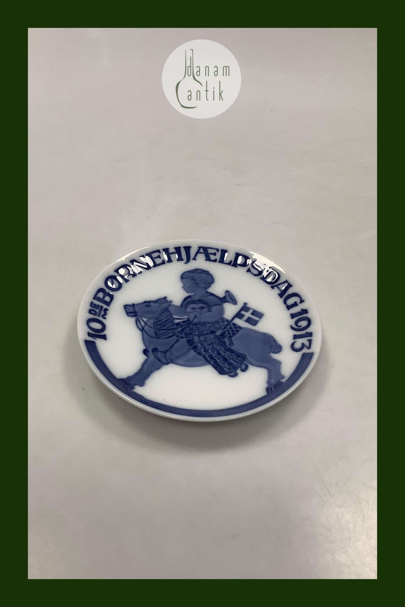 Royal Copenhagen Børnehjælpsdags Platte fra 1913