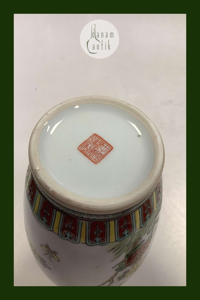 Kinesisk Orientalsk Vase i rød farve