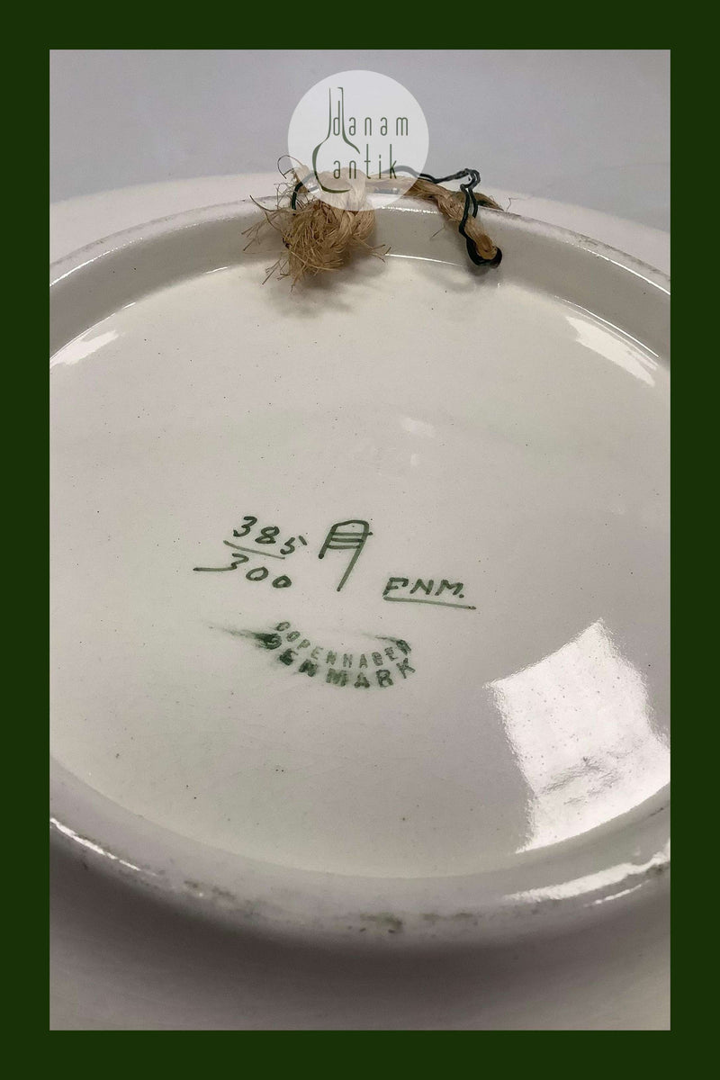 Aluminia Fajance Fad / Skål No 385/300 med Fiske motiv