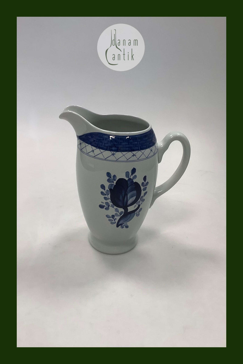 Royal Copenhagen / Aluminia Tranquebar, Blå Fajance Kande No 1149