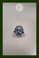 Royal Copenhagen Blaue kannelierte Vase mit Schnecken Nr. 1045