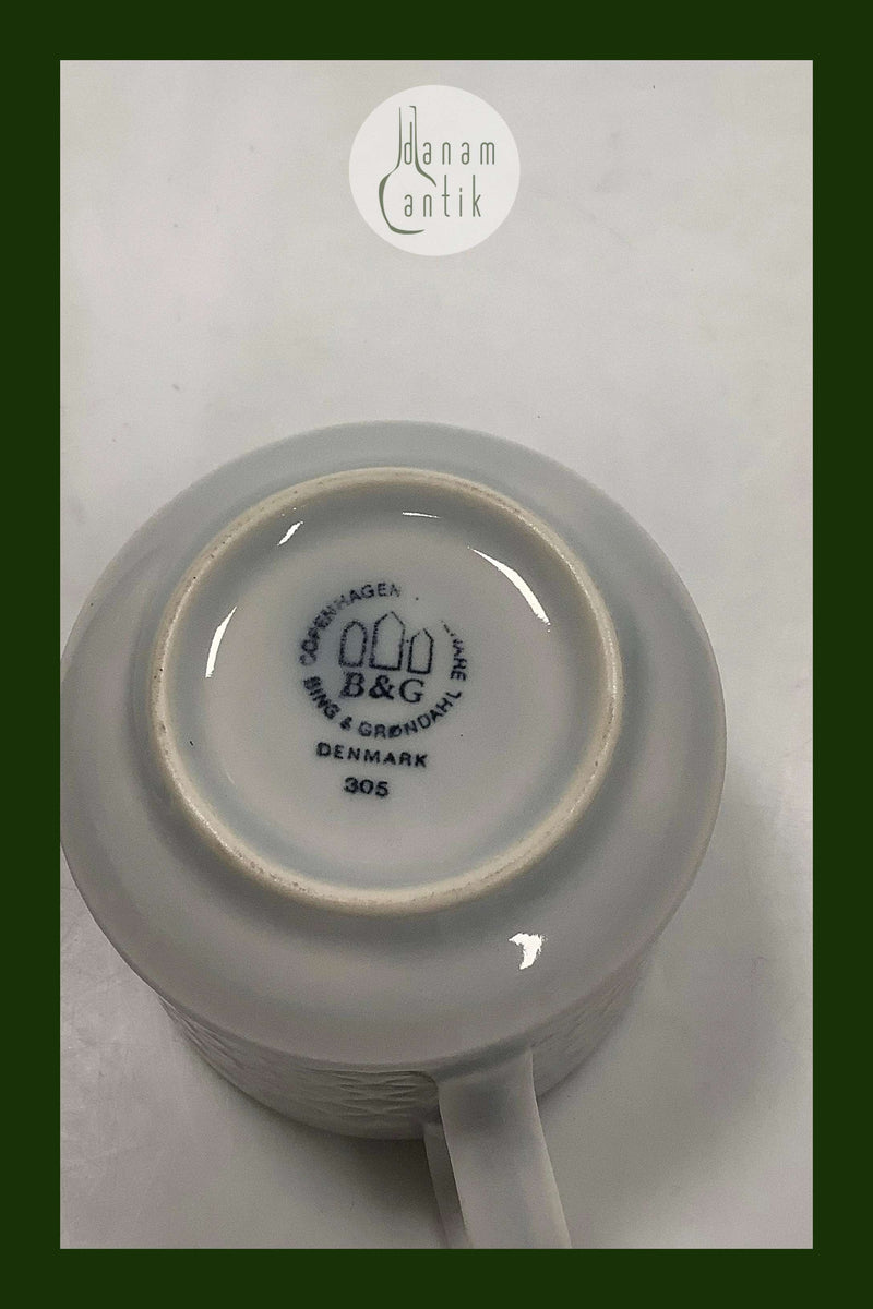 Bing和Grondahl/Kronjyden炻器白色糖果咖啡杯No 305