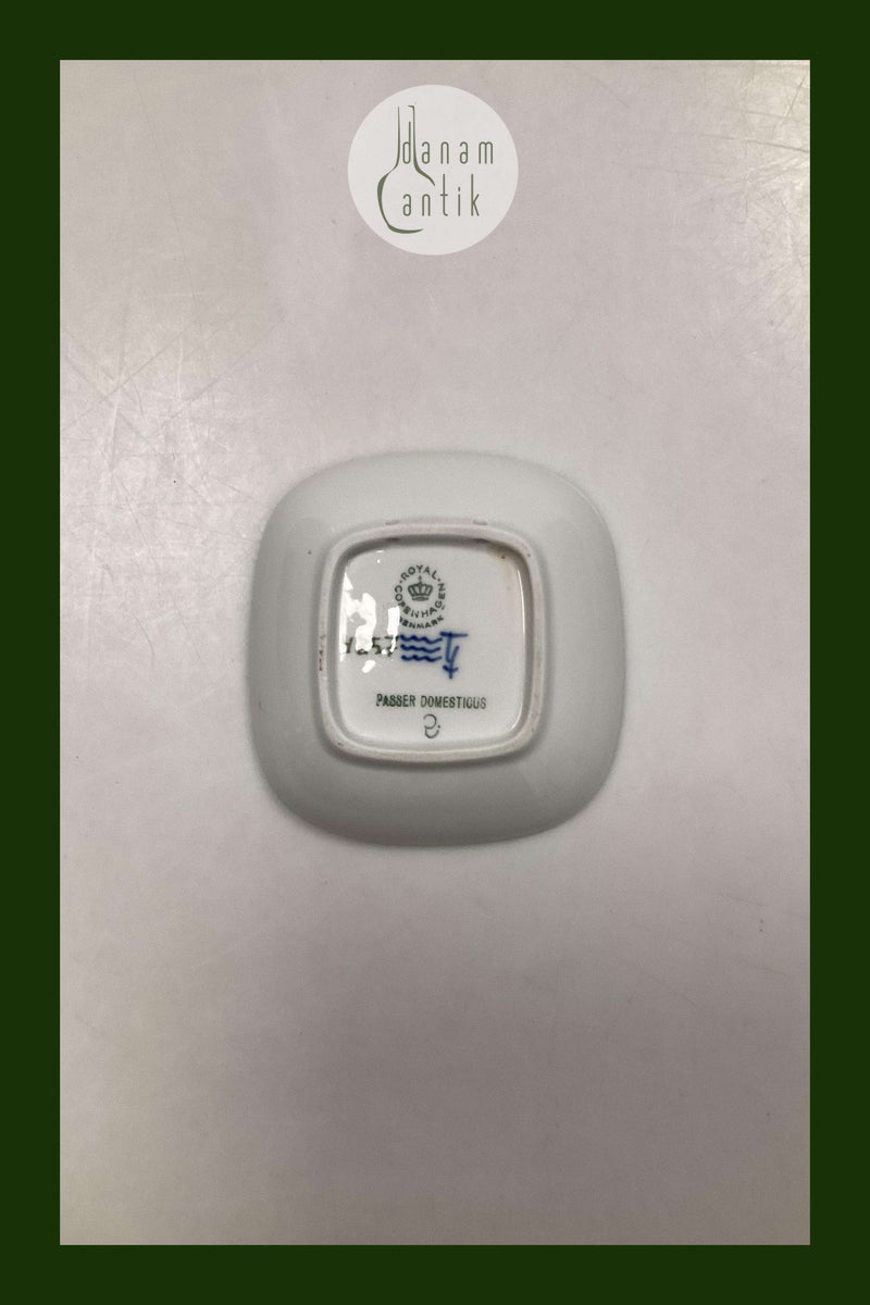 Royal Copenhagen Platte/Skål med Fugl No. 4857