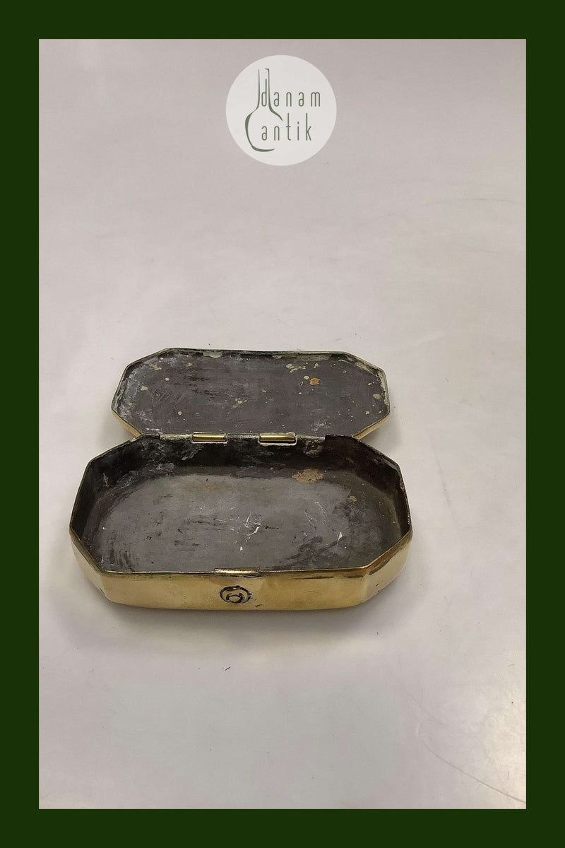 Antik Snus Boks i Messing
