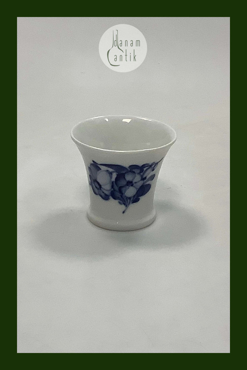 Royal Copenhagen Blå Blomst Flettet Vase No. 8214