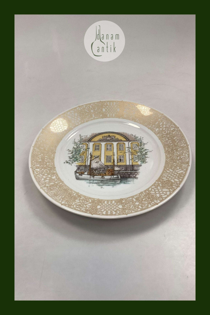 Royal Copenhagen Plate Copenhagen Prospects Christianshavn No 8