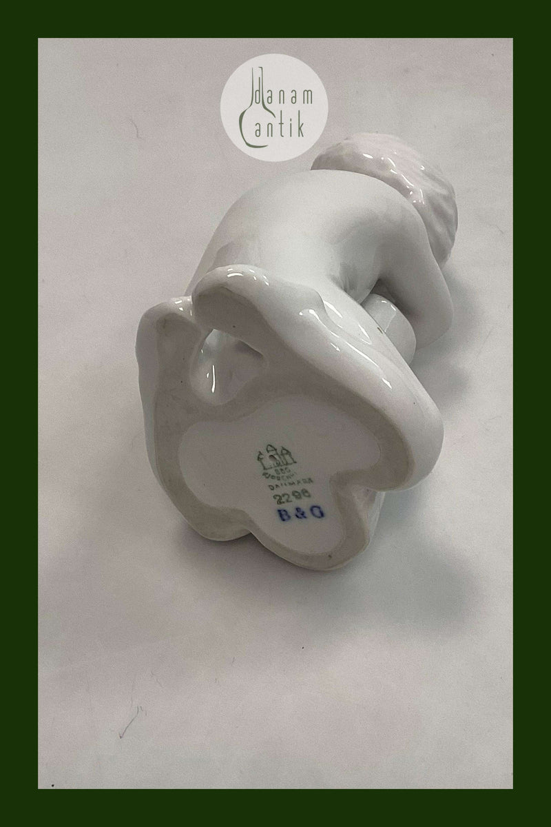 Bing og Grøndahl Figur Pige der drejer Krukke No 2296