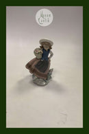 Lladro Spansk Figur af  Ung Pige No 5221