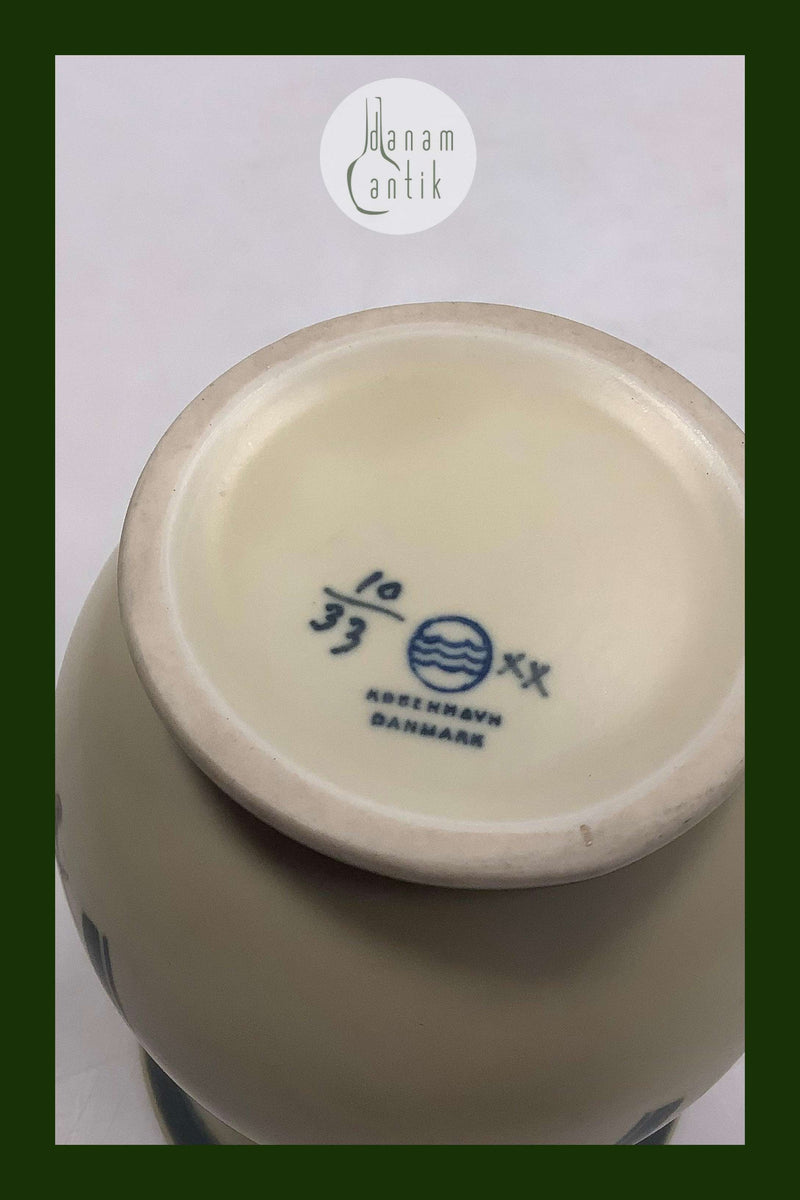 Royal Copenhagen Vase i Mat Jern Glasur med Fugl No 10 / 33