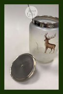 有鹿图案的饼干桶