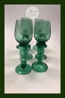 一套6个绿色的Rømer玻璃杯，带玫瑰花纹和弧形底座/平底