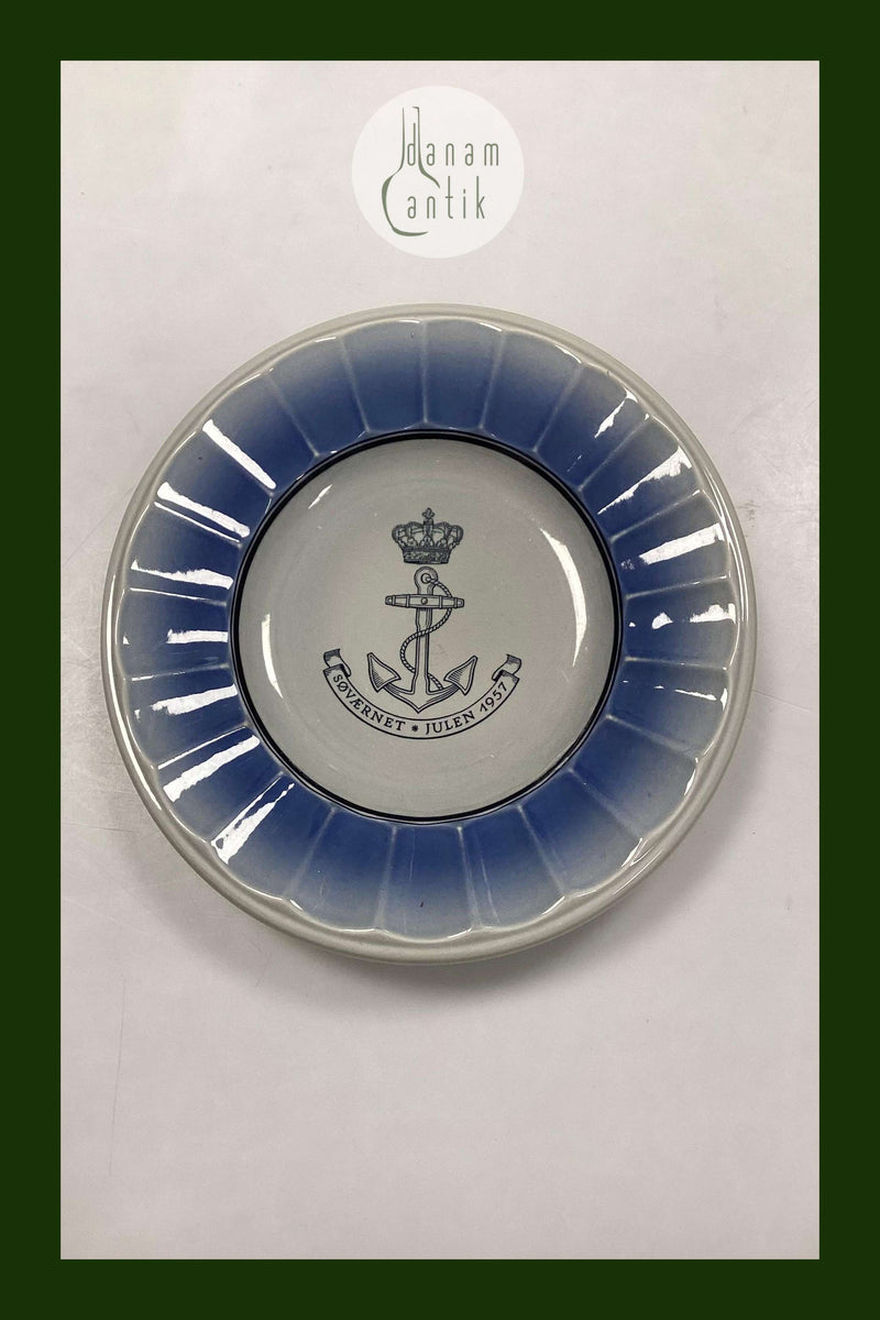 Royal Copenhagen / Aluminia Navy Christmas Plate 1957