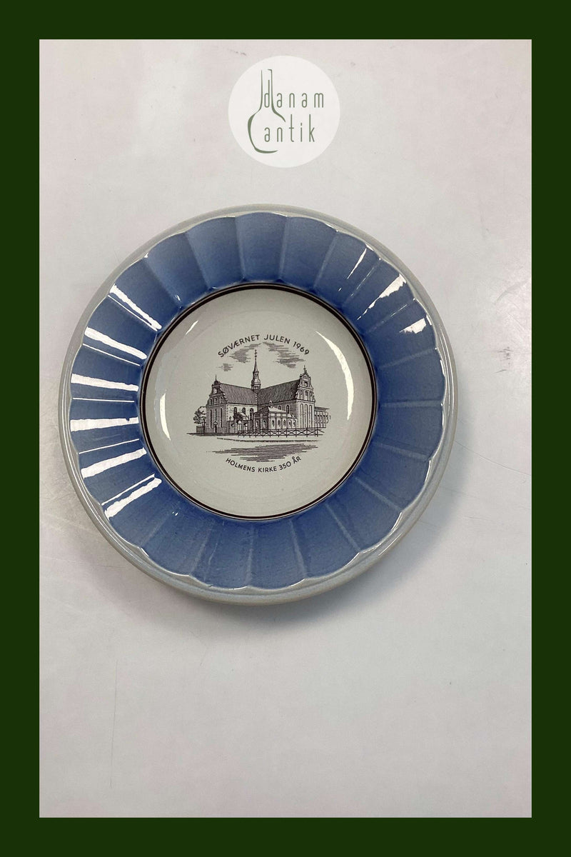 Royal Copenhagen / Aluminia Søværnets Juleplatte 1969