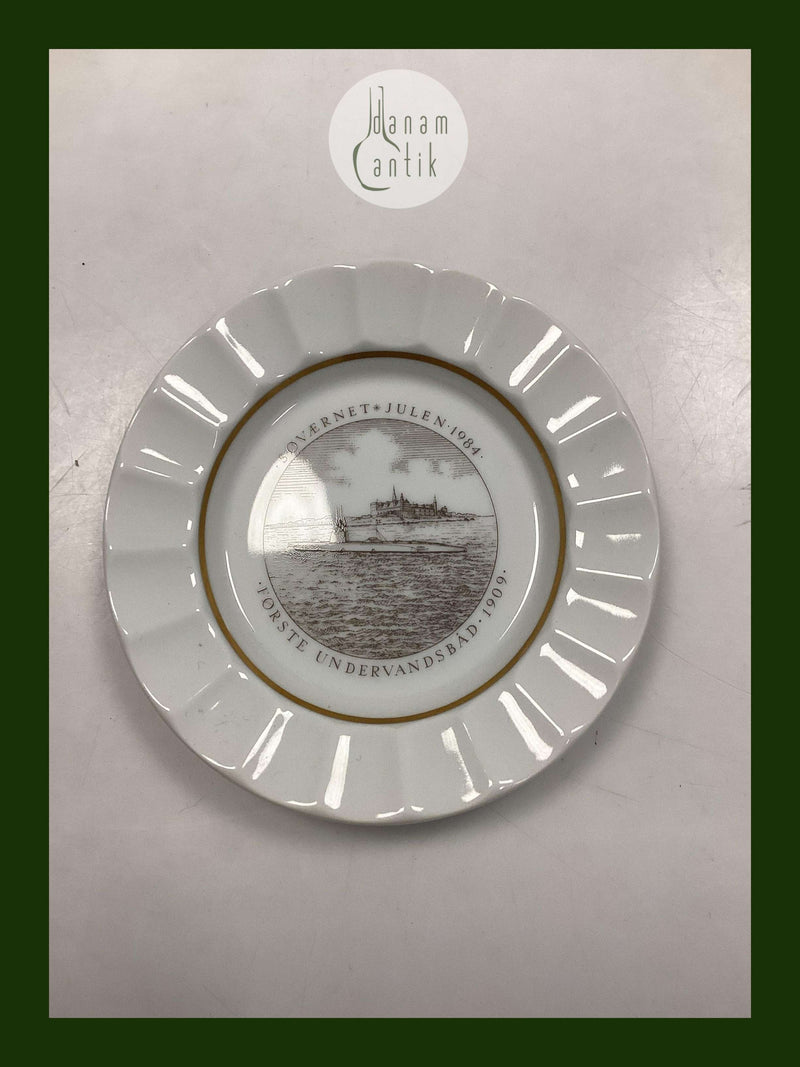 Royal Copenhagen / Aluminia Søværnets Juleplatte 1984