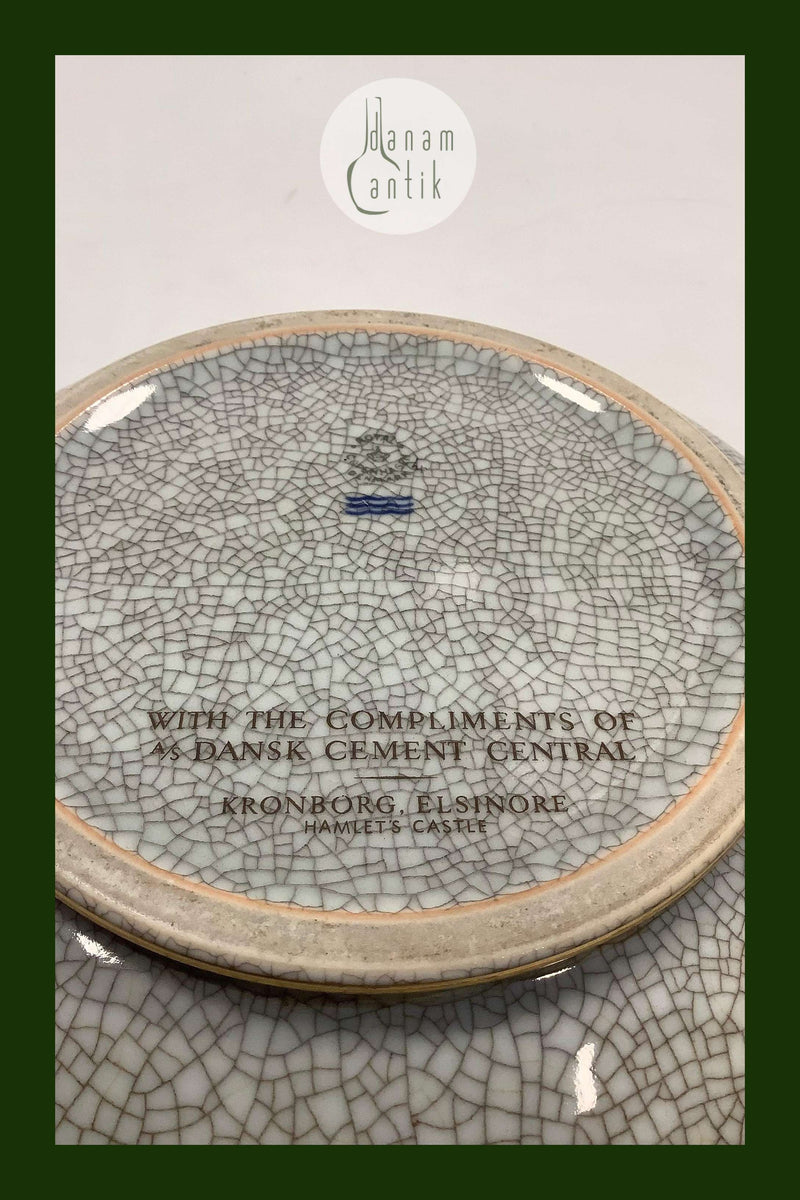 Royal Copenhagen Krakele i Grøn med motiv af Kronborg for Dansk Cement Central