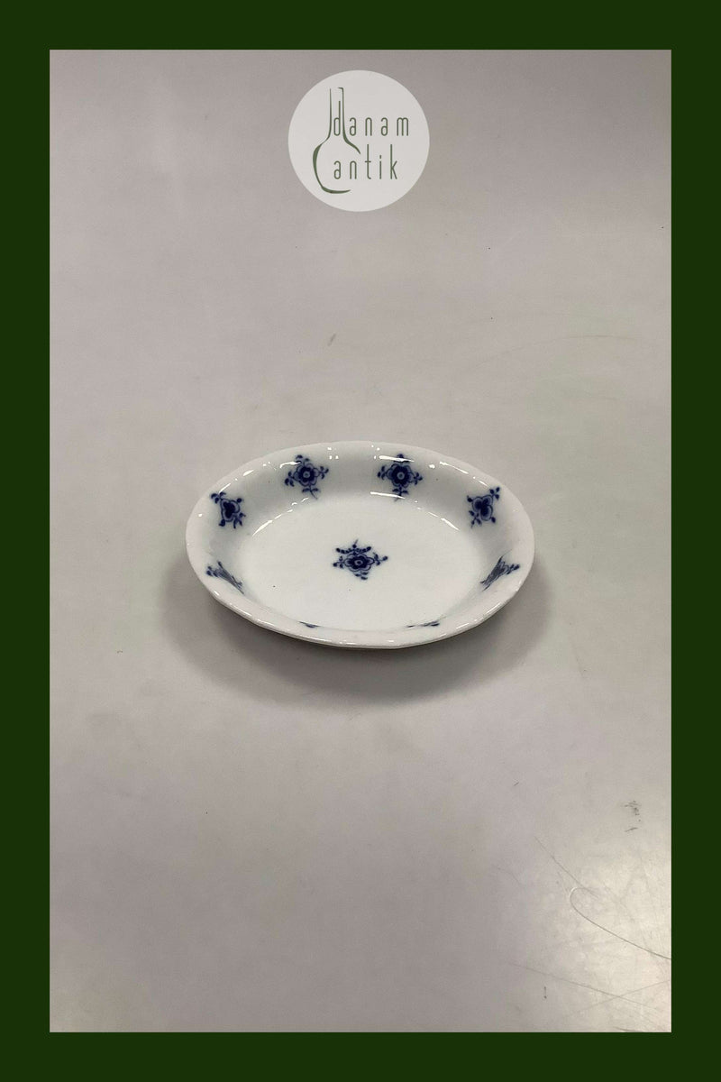 Royal Copenhagen Musselmalet Riflet Lille fad No 1964