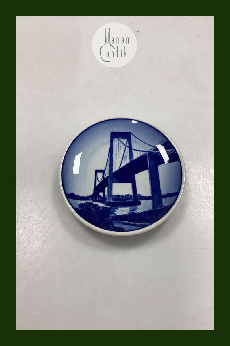 Royal Copenhagen 2010 Plaquette No 88 The New Little Belt Bridge