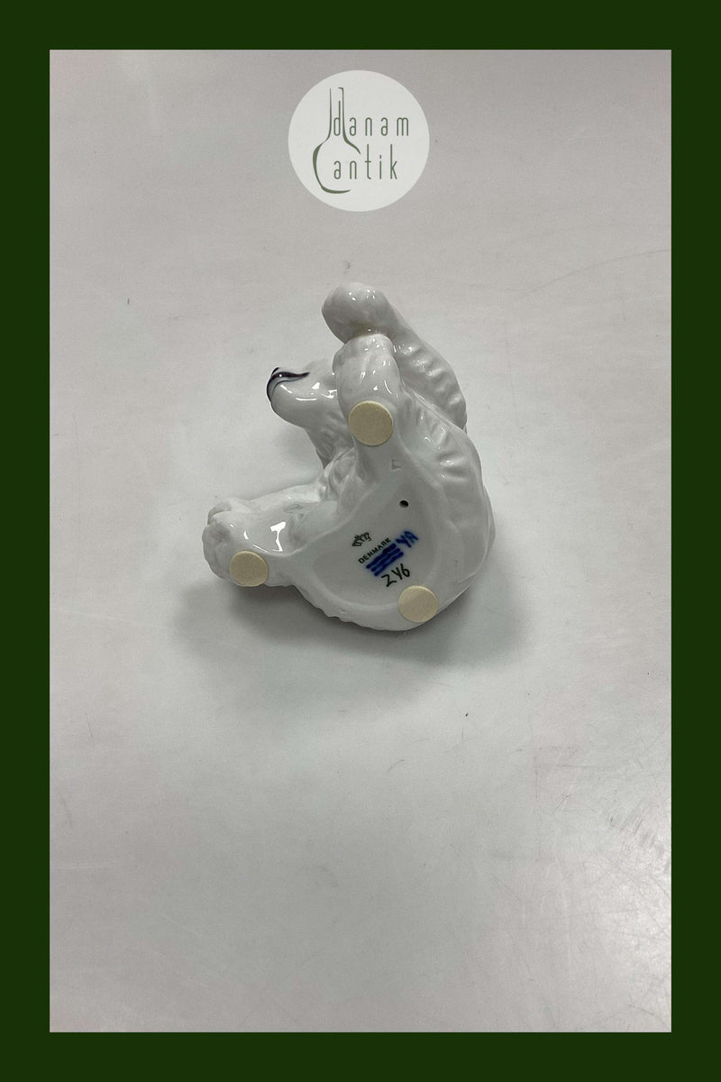 Royal Copenhagen Figur af Isbjørneunge No. 246