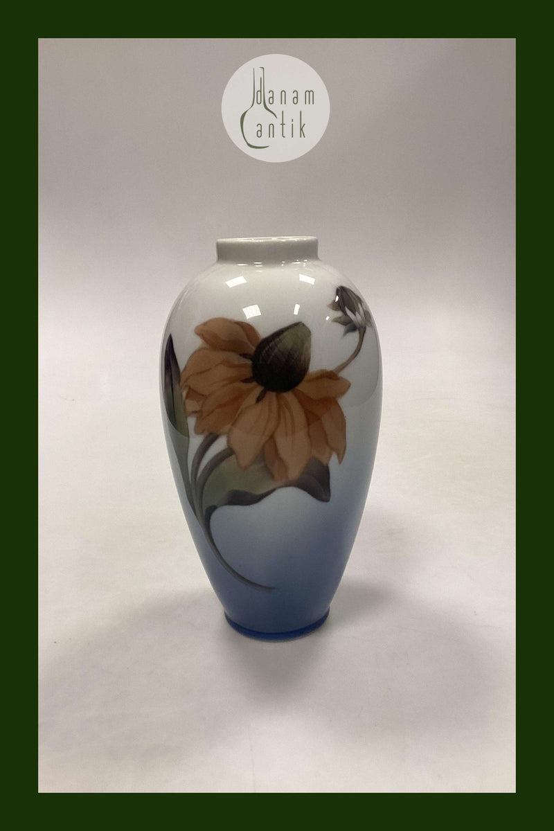 Royal Copenhagen Art Nouveau vase No. 2680/47C