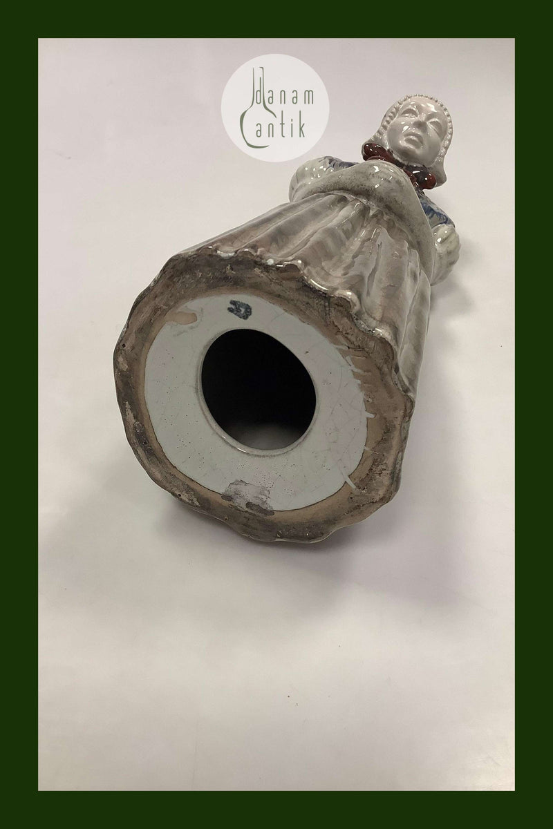 Michael Andersen Keramik Figur af Kvinde No 4418