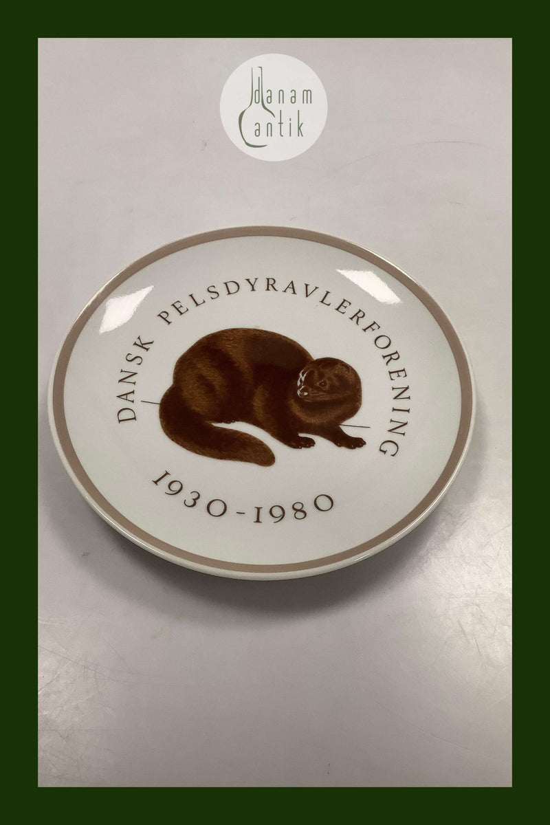 Royal Copenhagen Dansk Pelsdyravlerforeningen Plate 1930-1980