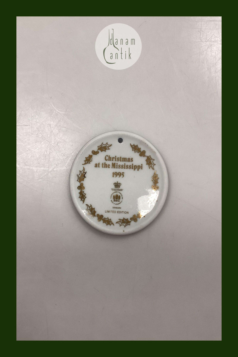 Bing og Grøndahl Christmas in America Ornament 1995