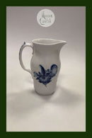 Royal Copenhagen Blå Blomst Flettet Mælkekande No 8146
