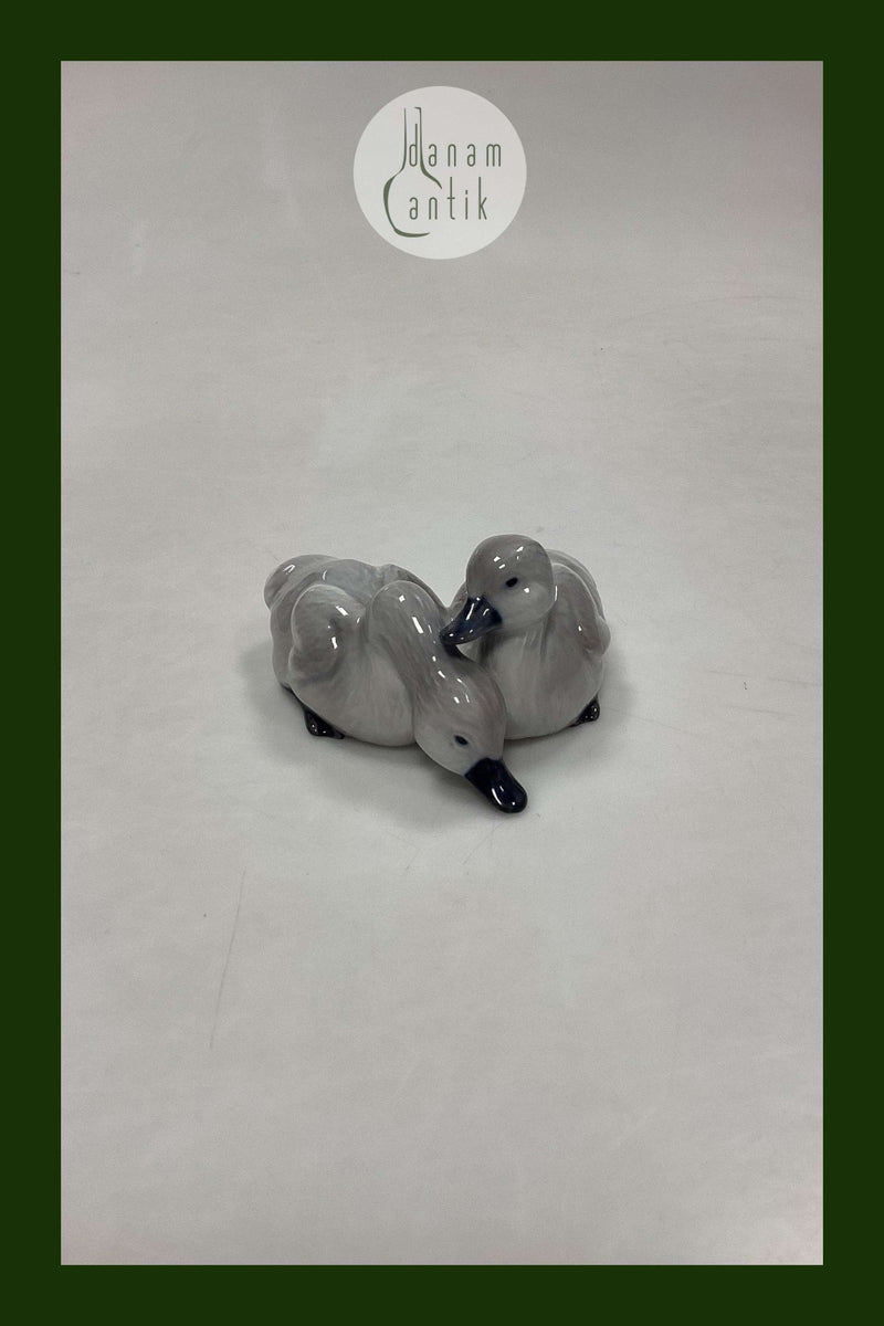 Royal Copenhagen Figur af Ællinger No 363