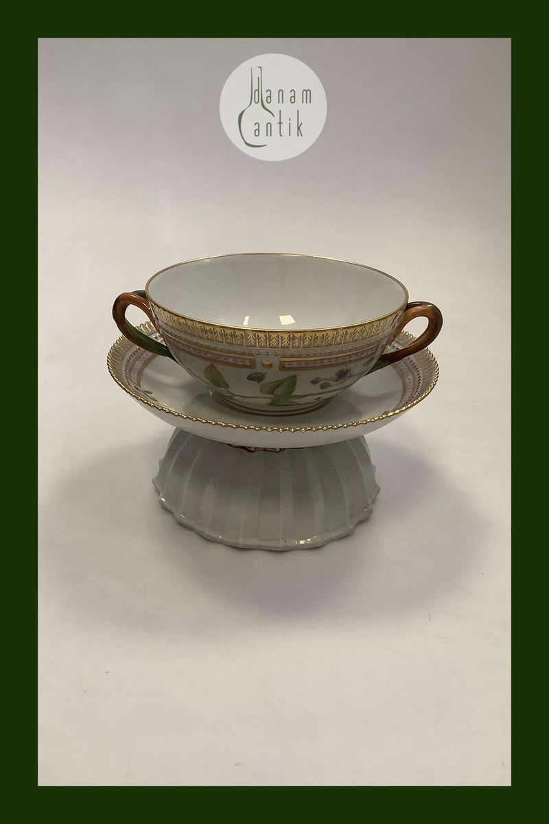 Royal Copenhagen Flora Danica Bouillon Kop med underskål No 20/3612