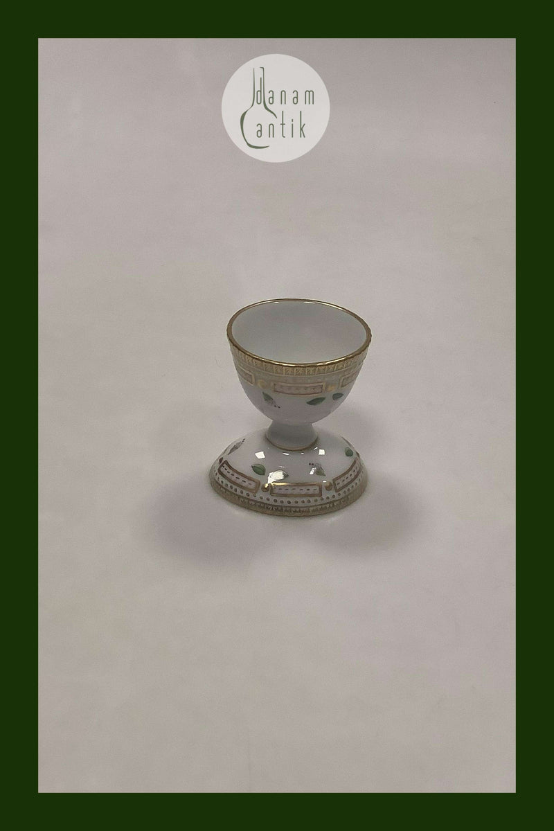 Royal Copenhagen Flora Danica Æggebæger No 20 / 3530 eller nyt nummer 696