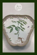 Royal Copenhagen Flora Danica 3 kantet Skål 3508