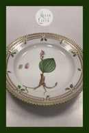 Royal Copenhagen Flora Danica Salat Tallerken No 20 / 3573