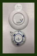 Royal Copenhagen Musselmalet Halvblonde Tekop med indvendig dekoration og Underkop No. 525