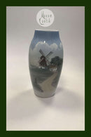 Bing og Grøndahl Art Nouveau Vase No 8695 - 243 med Mølle