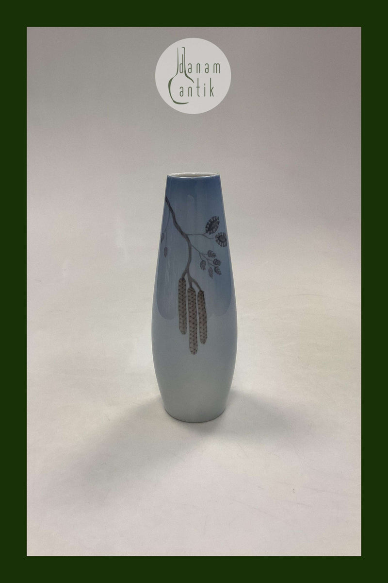 Lyngby Porcelæn Vase med Rakler No. 127- 39