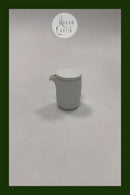 Royal Copenhagen Hvidpot Flødekande med låg. Designet af Grethe Meyer