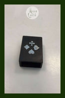 Tændstikæske i træ med sølvindlæg af kortkulør