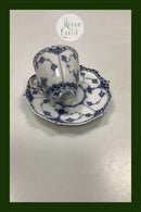 Royal Copenhagen Musselmalet Helblonde Mokkakop på fødder med Underkop No. 1037