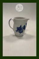 Royal Copenhagen Blå Blomst Flettet Mælkekande No 8227