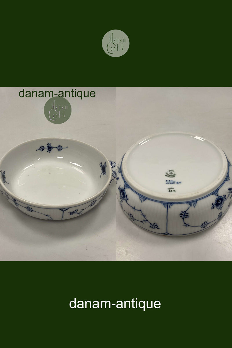 Royal Copenhagen Musselmalet Riflet Rundt Terrin No. 309 uden låg