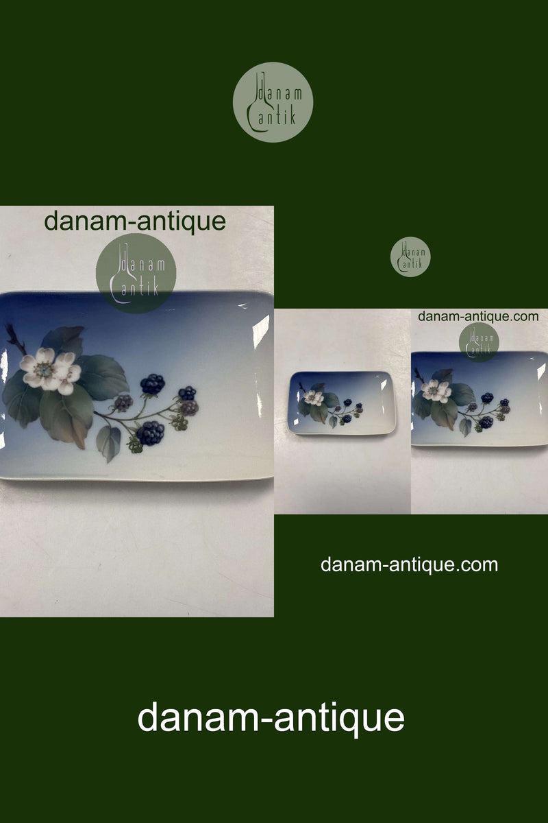 Royal Copenhagen Skål med Brombærgren No. 288/861