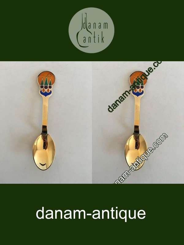 デンマーク　クリスマスMichelsen スターリングシルバー　スプーン A. Michelsen Christmas Spoon 1979 Gilded Sterling Silver with Enamel