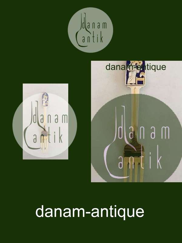 A. Michelsen 1934 Julegaffel Forgyldt Sterling Sølv med Emalje.