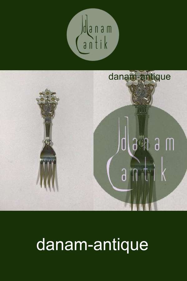 A. Michelsen 1929 Julegaffel Forgyldt Sterling Sølv med emalje